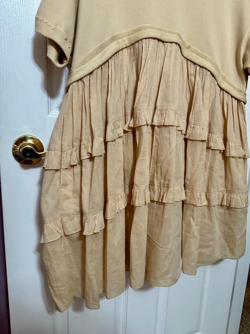 Hudson Gray Large Tiered Ruffle Tunic Dress in Camel/Tan - Picture 4 of 6